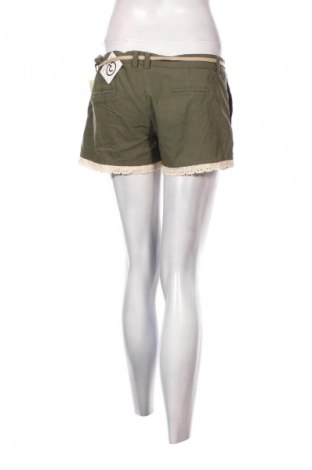 Dámske kraťasy  Ambiance Apparel, Veľkosť XL, Farba Zelená, Cena  18,95 €