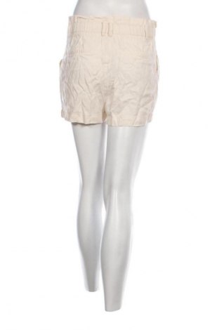 Pantaloni scurți de femei Bershka, Mărime S, Culoare Ecru, Preț 48,99 Lei