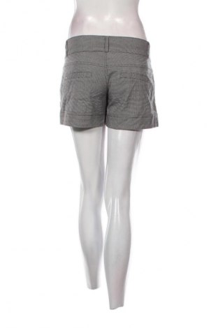 Pantaloni scurți de femei Bershka, Mărime M, Culoare Multicolor, Preț 64,99 Lei