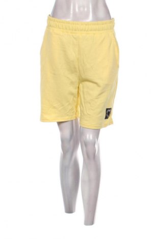Pantaloni scurți de femei Bershka, Mărime M, Culoare Galben, Preț 45,99 Lei
