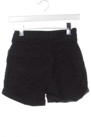 Pantaloni scurți de femei Bershka, Mărime XS, Culoare Negru, Preț 34,99 Lei