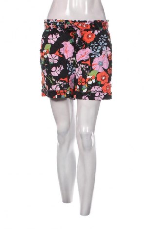 Damskie szorty C&A, Rozmiar S, Kolor Kolorowy, Cena 62,99 zł