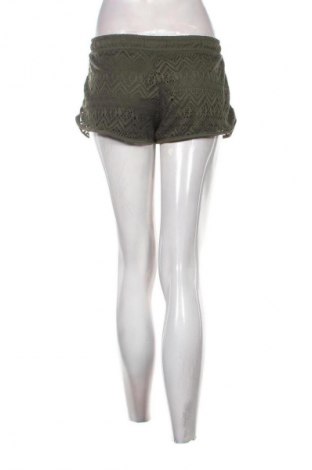 Pantaloni scurți de femei Censored, Mărime M, Culoare Verde, Preț 48,99 Lei