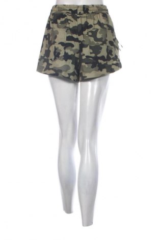 Pantaloni scurți de femei Censored, Mărime S, Culoare Multicolor, Preț 40,99 Lei