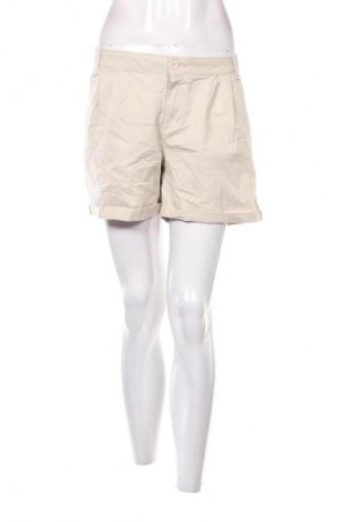 Pantaloni scurți de femei Chris Line, Mărime XL, Culoare Bej, Preț 48,99 Lei