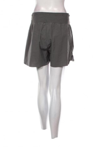 Dámske kraťasy  Gymshark, Veľkosť L, Farba Sivá, Cena  11,95 €