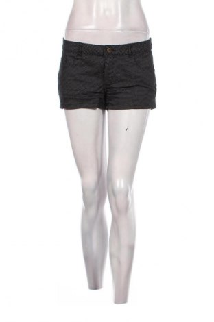 Pantaloni scurți de femei H&M, Mărime S, Culoare Multicolor, Preț 48,99 Lei