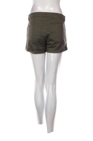 Damen Shorts H&M, Größe M, Farbe Grün, Preis 15,99 €