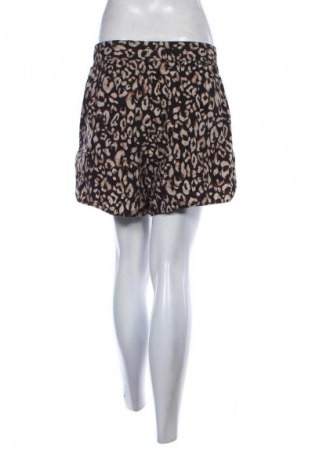 Pantaloni scurți de femei H&M, Mărime L, Culoare Multicolor, Preț 45,99 Lei