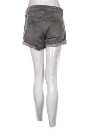 Női rövidnadrág H&M, Méret M, Szín Szürke, Ár 2 179 Ft