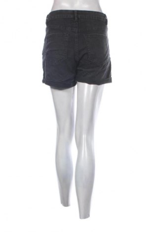 Női rövidnadrág H&M, Méret M, Szín Fekete, Ár 5 199 Ft