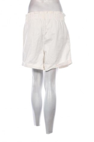 Pantaloni scurți de femei H&M, Mărime S, Culoare Alb, Preț 51,40 Lei