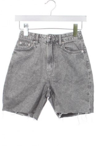 Pantaloni scurți de femei H&M Divided, Mărime XXS, Culoare Gri, Preț 64,99 Lei