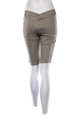Damen Shorts Infinity, Größe S, Farbe Grün, Preis 9,64 €