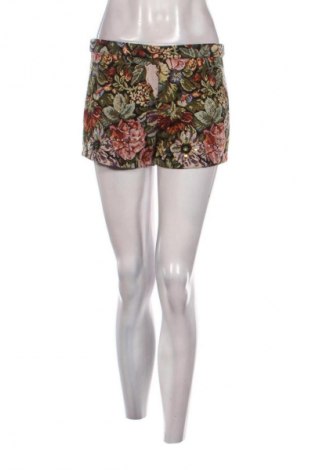 Pantaloni scurți de femei LFT, Mărime M, Culoare Multicolor, Preț 48,99 Lei