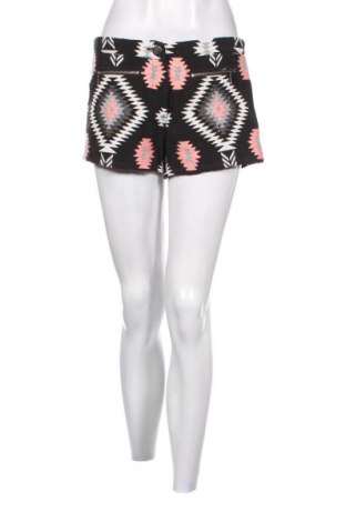 Damen Shorts Lefties, Größe M, Farbe Mehrfarbig, Preis 9,64 €