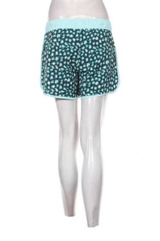Pantaloni scurți de femei Mistral, Mărime S, Culoare Multicolor, Preț 156,99 Lei