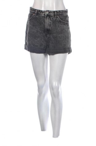 Damskie szorty Monki, Rozmiar M, Kolor Czarny, Cena 59,99 zł
