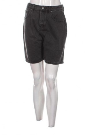 Pantaloni scurți de femei Motel, Mărime S, Culoare Negru, Preț 261,99 Lei