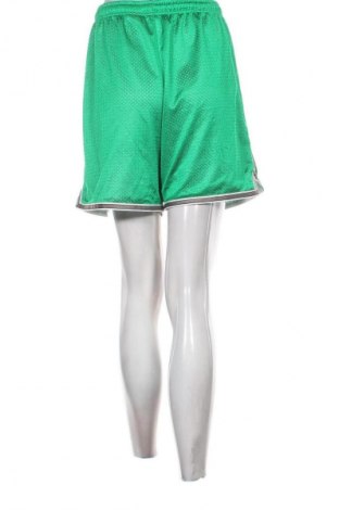 Dámske kraťasy  Nike, Veľkosť M, Farba Zelená, Cena  14,95 €