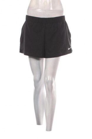 Dámske kraťasy  Nike, Veľkosť L, Farba Čierna, Cena  19,95 €