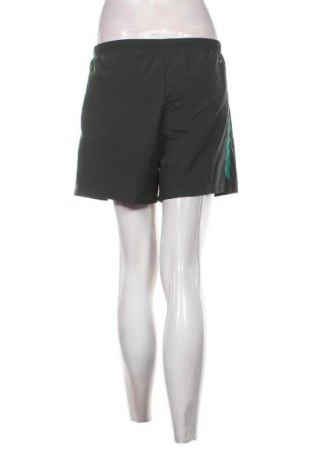 Damen Shorts Nike, Größe S, Farbe Grün, Preis 20,99 €