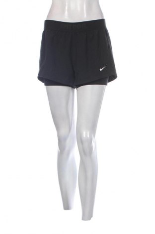 Γυναικείο κοντό παντελόνι Nike, Μέγεθος M, Χρώμα Μαύρο, Τιμή 21,99 €