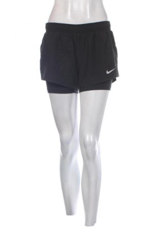 Női rövidnadrág Nike, Méret M, Szín Fekete, Ár 9 219 Ft