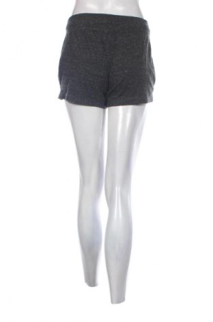 Pantaloni scurți de femei Nike, Mărime S, Culoare Negru, Preț 163,99 Lei