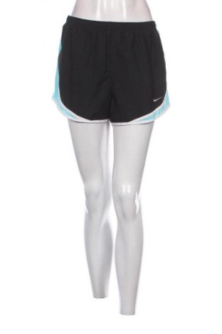 Női rövidnadrág Nike, Méret M, Szín Fekete, Ár 6 639 Ft