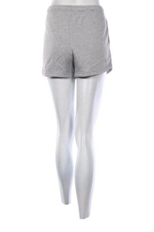 Damen Shorts Nike, Größe M, Farbe Grau, Preis 17,99 €