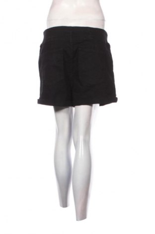 Damen Shorts No Boundaries, Größe XL, Farbe Schwarz, Preis 21,99 €