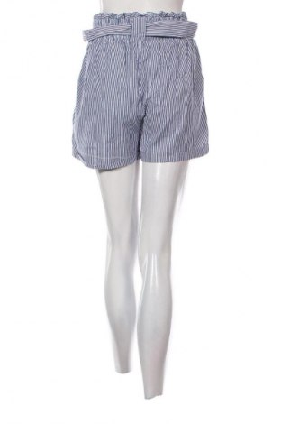 Damskie szorty ONLY, Rozmiar M, Kolor Kolorowy, Cena 65,99 zł