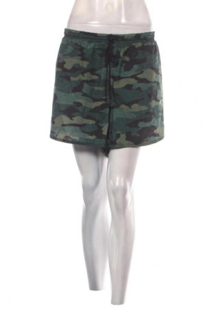 Γυναικείο κοντό παντελόνι Old Navy, Μέγεθος 5XL, Χρώμα Πολύχρωμο, Τιμή 11,99 €