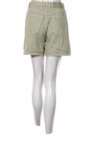Pantaloni scurți de femei Pull&Bear, Mărime S, Culoare Verde, Preț 64,99 Lei
