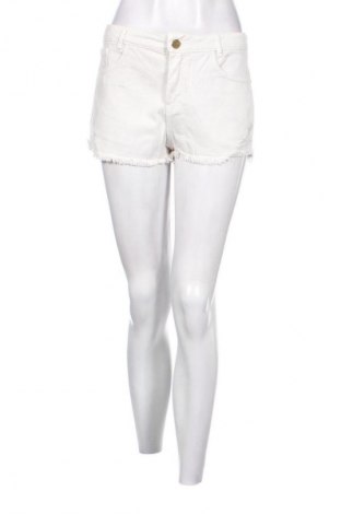Pantaloni scurți de femei Pull&Bear, Mărime S, Culoare Alb, Preț 85,00 Lei