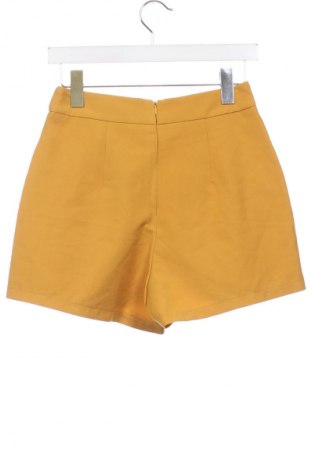 Pantaloni scurți de femei Quiz, Mărime XS, Culoare Galben, Preț 92,37 Lei