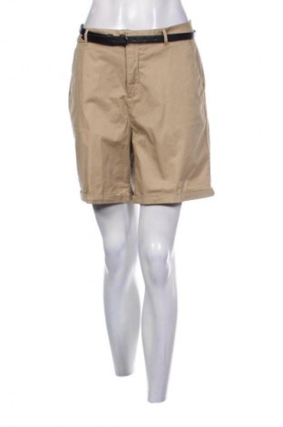 Дамски къс панталон Scotch & Soda, Размер XXL, Цвят Бежов, Цена 67,99 лв.