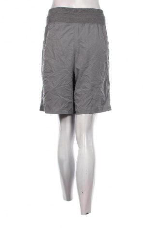 Dámske kraťasy  Terra & Sky, Veľkosť XL, Farba Sivá, Cena  8,95 €