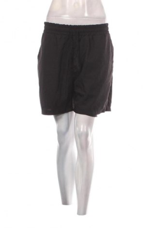 Pantaloni scurți de femei Unbranded, Mărime L, Culoare Negru, Preț 29,99 Lei