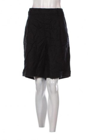 Pantaloni scurți de femei United Colors Of Benetton, Mărime XL, Culoare Negru, Preț 115,99 Lei
