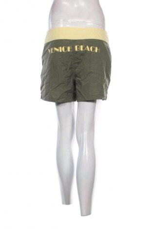 Damen Shorts Venice Beach, Größe M, Farbe Grün, Preis € 17,99