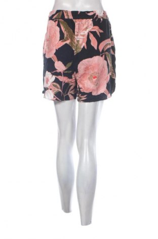 Damen Shorts Vero Moda, Größe XL, Farbe Mehrfarbig, Preis 23,99 €