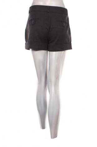 Pantaloni scurți de femei Yessica, Mărime M, Culoare Gri, Preț 26,99 Lei