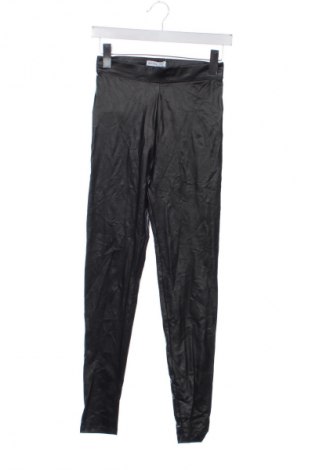Női leggings Bershka, Méret S, Szín Fekete, Ár 5 199 Ft