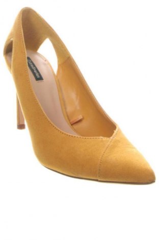 Damenschuhe Stradivarius, Größe 37, Farbe Gelb, Preis € 19,51