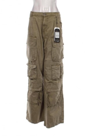 Дамски панталон Alpha Industries, Размер L, Цвят Зелен, Цена 129,99 лв.