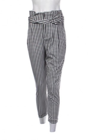 Damenhose Bershka, Größe S, Farbe Mehrfarbig, Preis 4,99 €