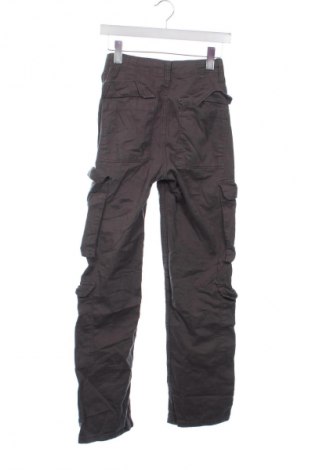 Damenhose Bershka, Größe XS, Farbe Grau, Preis 26,99 €