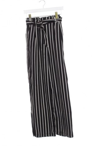 Dámské kalhoty  Bershka, Velikost XS, Barva Vícebarevné, Cena  369,00 Kč